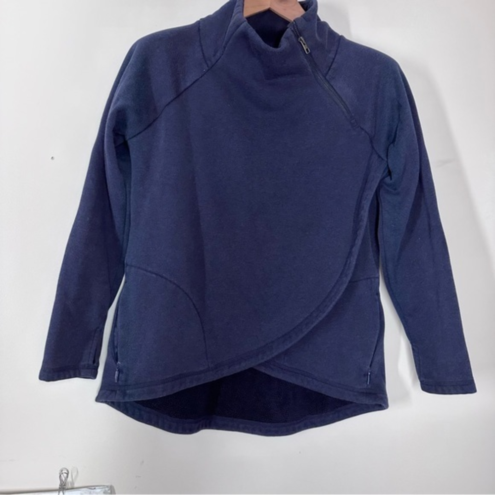 Athleta Navy Karma‎ Fleece Pullover Sweater. Size Small
